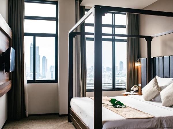 Grand Howard Hotel Bangkok : photo 4 de la chambre suite d'angle - vue sur rivière