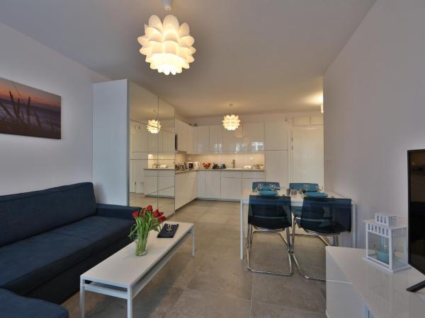 Apartamenty BLIŻEJ MORZA Siłownia i Taras Widokowy Kołobrzeg by Noclegi Renters : photo 8 de la chambre appartement avec douche