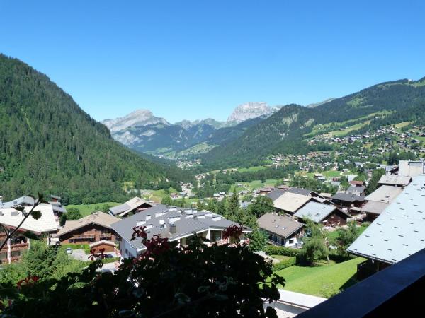 Hôtel Belalp : photo 6 de la chambre chambre double - vue sur vallée