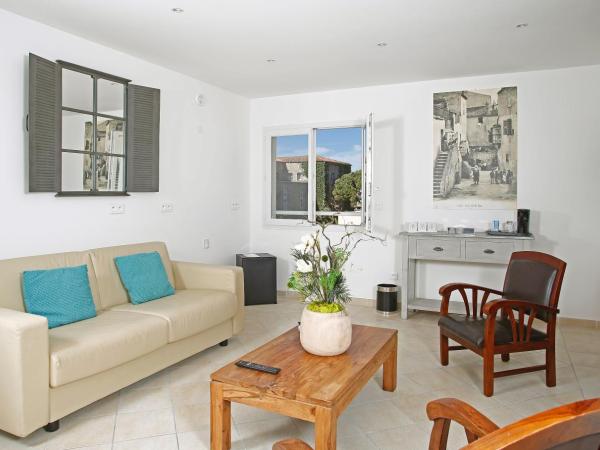 Best Western Hotel Casa Bianca : photo 8 de la chambre suite lit queen-size avec canapé-lit et terrasse - vue sur mer