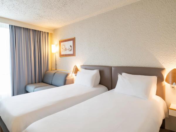 Hôtel Novotel Valenciennes : photo 6 de la chambre chambre lits jumeaux classique avec canapé-lit
