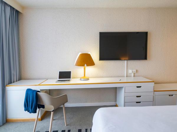 Hôtel Novotel Valenciennes : photo 2 de la chambre chambre lits jumeaux classique avec canapé-lit