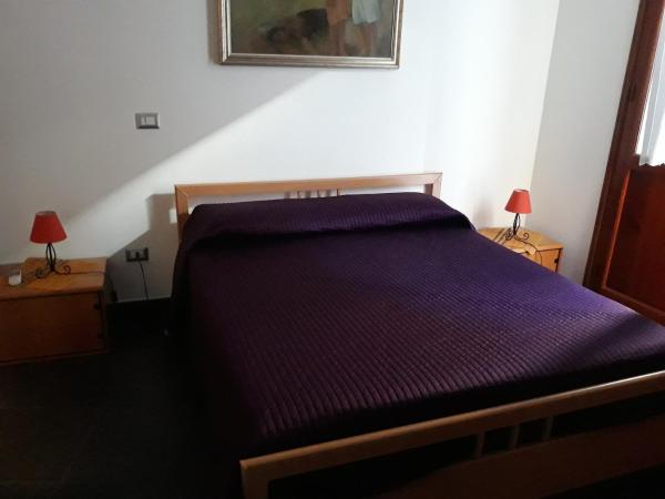 B&B Il Brigante : photo 2 de la chambre chambre double avec salle de bains privative extérieure