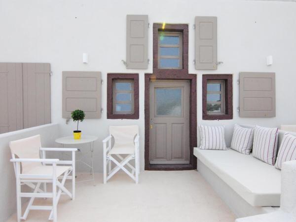 White Grape Suites : photo 9 de la chambre suite supérieure - vue sur mer et coucher de soleil - aidani