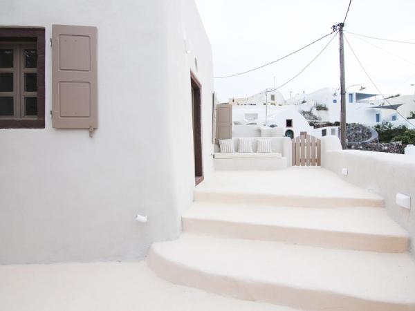 White Grape Suites : photo 9 de la chambre suite classique - vue sur mer et coucher de soleil - athiri