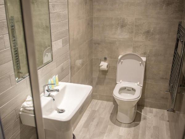 Tatler Jack : photo 4 de la chambre chambre double ou lits jumeaux avec salle de bains privative