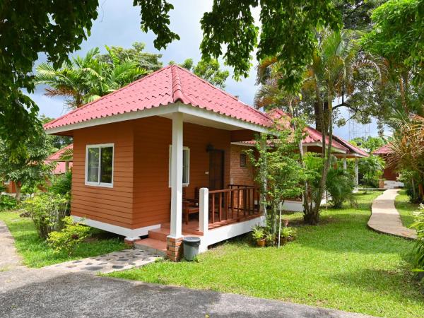 Krathom Khaolak Resort : photo 1 de la chambre bungalow