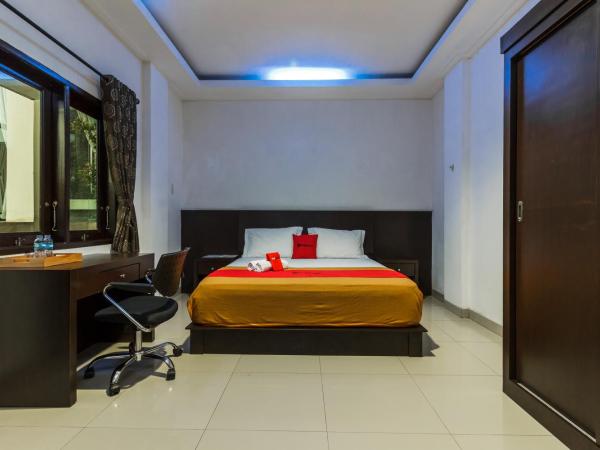 RedDoorz Premium @ Ampera Raya 2 : photo 3 de la chambre chambre double
