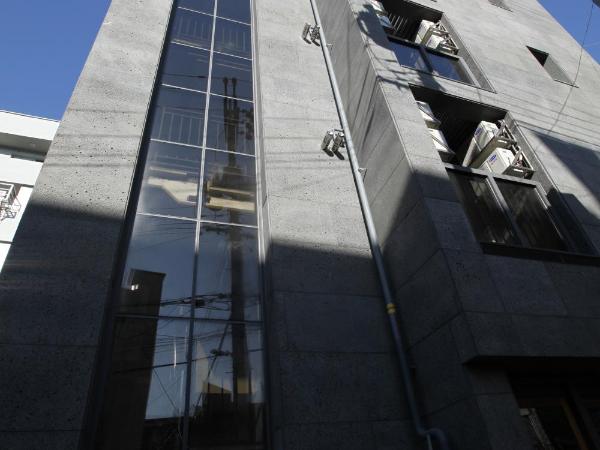 The Core Albergue : photo 2 de la chambre chambre simple avec salle de bains 