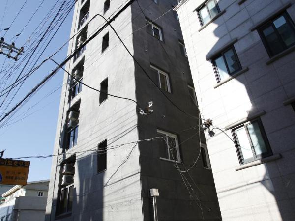 The Core Albergue : photo 4 de la chambre chambre simple avec salle de bains 