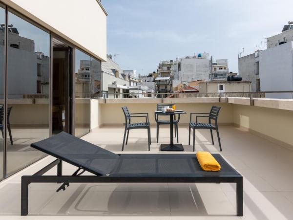 Ibis Styles Heraklion Central : photo 1 de la chambre suite junior