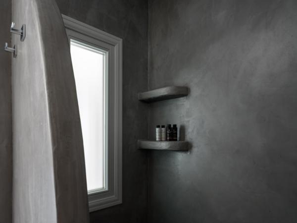 Elitoz Suites : photo 6 de la chambre suite lit king-size avec jacuzzi - vue sur volcan