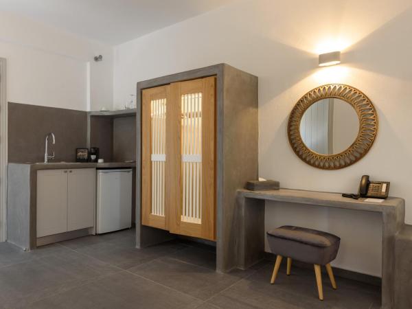 Elitoz Suites : photo 2 de la chambre suite supérieure avec bain à remous - vue sur mer