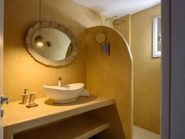 Elitoz Suites : photo 10 de la chambre suite supérieure avec bain à remous - vue sur mer