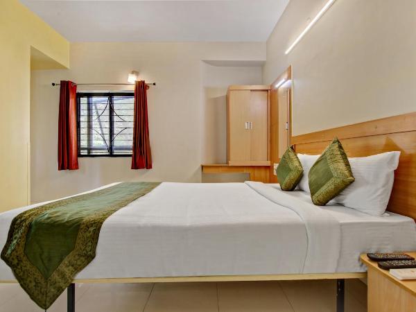 Itsy Hotels KES Residency : photo 7 de la chambre chambre double ou lits jumeaux standard [assainie]