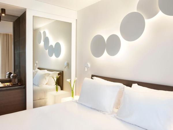 H10 Port Vell 4* Sup : photo 4 de la chambre chambre basique