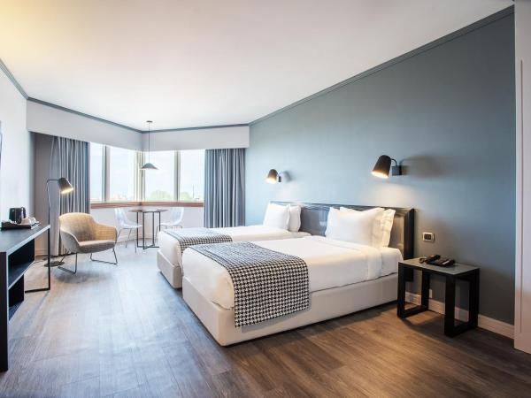 HF Fenix Porto : photo 4 de la chambre chambre lits jumeaux confort