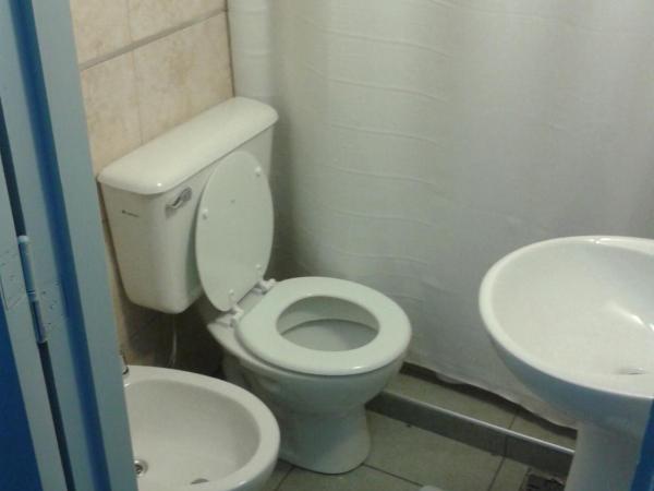 Hotel El Pibe : photo 2 de la chambre chambre triple basique avec salle de bains commune