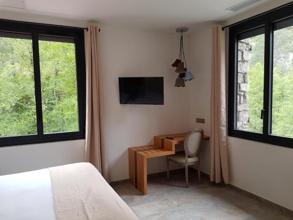 Hôtel de la Restonica : photo 8 de la chambre chambre double - vue sur montagne