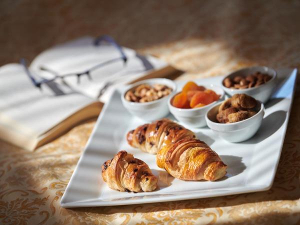 BO Hotel Palazzo : photo 7 de la chambre offre spéciale - suite avec forfait de luxe