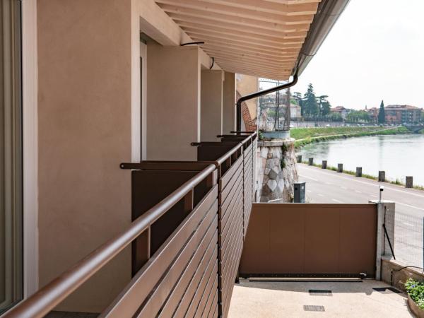 Alla Riva : photo 3 de la chambre chambre double avec balcon