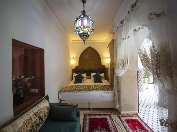 Riad Maison Belbaraka : photo 3 de la chambre suite deluxe avec lit king-size