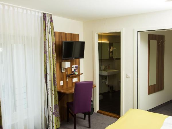Hotel Restaurant Resslirytti : photo 2 de la chambre chambre double ou lits jumeaux