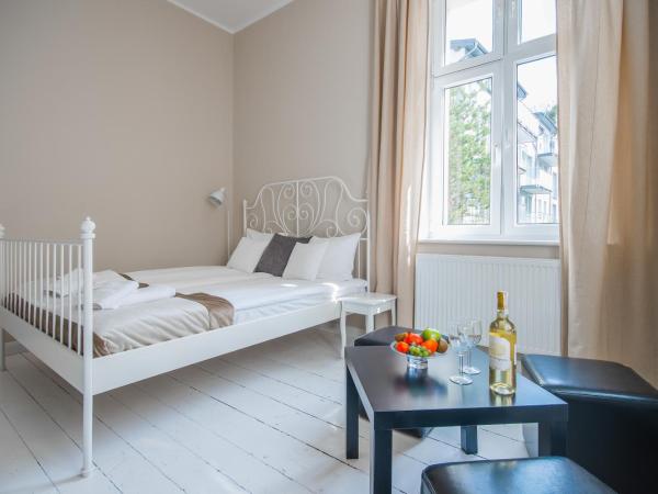 Riviera Residence Apartments : photo 8 de la chambre appartement 4 chambres avec 2 salles de bains