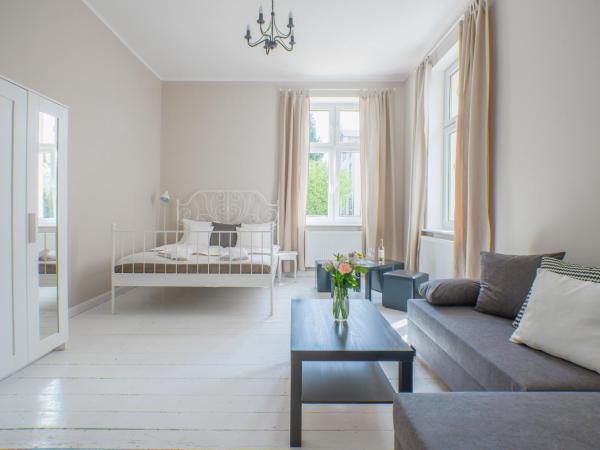 Riviera Residence Apartments : photo 9 de la chambre appartement 4 chambres avec 2 salles de bains