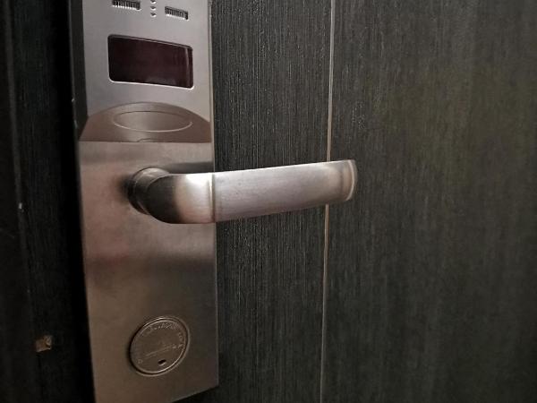 8 Boutique By The Sea : photo 7 de la chambre chambre supérieure - vue sur colline