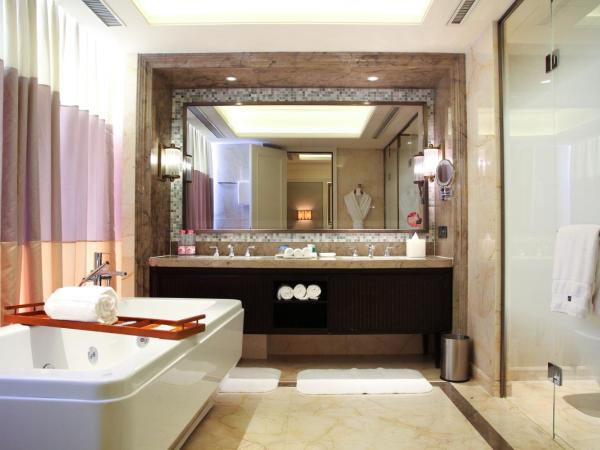 The Westin Qingdao - Instagrammable : photo 3 de la chambre club lounge access, 2 bedroom presidential suite, sea view