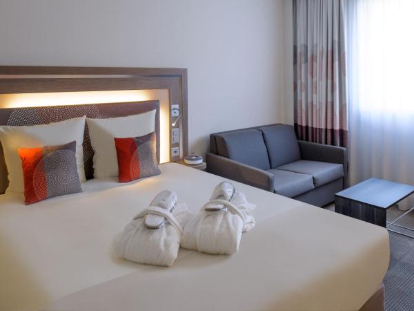 Novotel Lugano Paradiso : photo 5 de la chambre chambre double exécutive avec canapé-lit