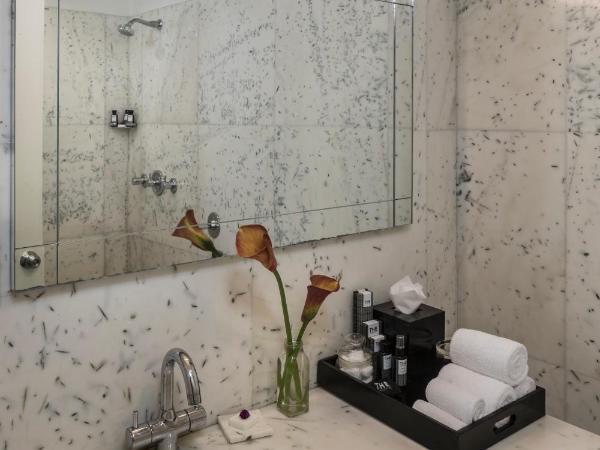 The Park Bangalore : photo 2 de la chambre chambre double deluxe avec balcon