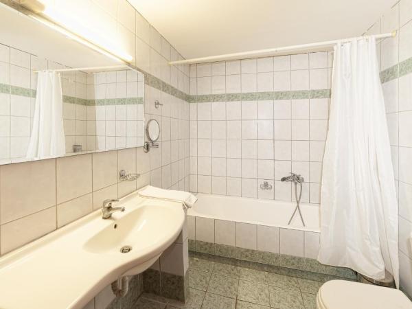 Olympic Suites : photo 5 de la chambre studio - vue sur jardin (2 à 4 adultes)