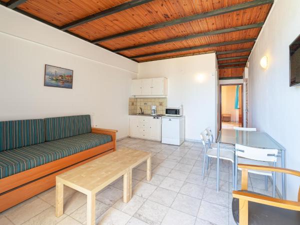 Olympic Suites : photo 6 de la chambre appartement 1 chambre - vue sur mer (2-4 adultes)