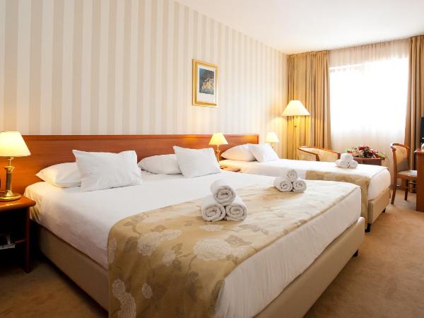 Hotel Globo : photo 2 de la chambre chambre triple