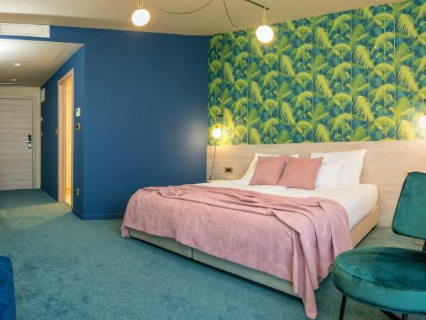 Priska Med Luxury Rooms : photo 5 de la chambre chambre double ou lits jumeaux supérieure avec terrasse