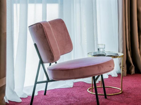 Priska Med Luxury Rooms : photo 10 de la chambre chambre de luxe double ou lits jumeaux avec baignoire spa