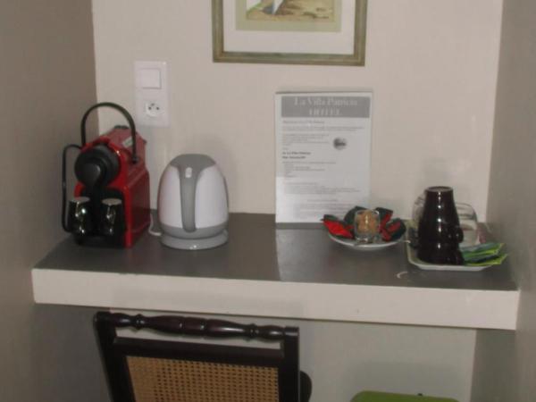 Hôtel La Villa Patricia - Charme et Tradition : photo 8 de la chambre chambre double