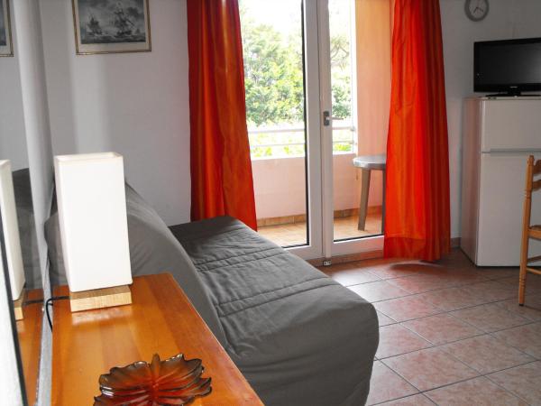 Mer et Golf : photo 1 de la chambre appartement 1 chambre - vue sur golf (2 adultes + 2 enfants)