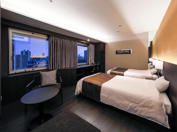 KKR Hotel Osaka : photo 1 de la chambre chambre lits jumeaux pour personnes à mobilité réduite