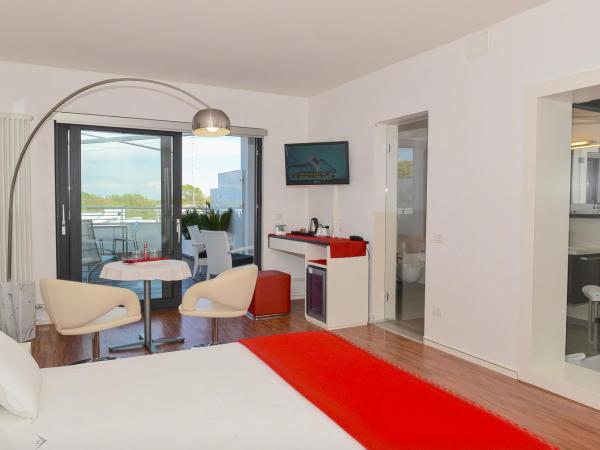 Stay Michelangelo Jesolo Only Adults : photo 3 de la chambre suite junior avec balcon