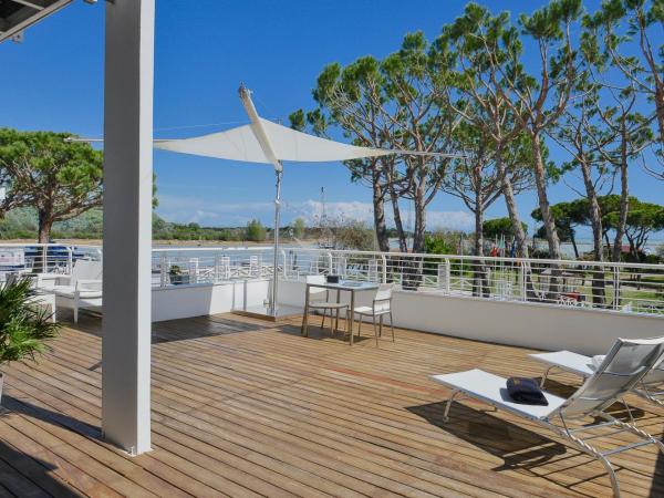 Stay Michelangelo Jesolo Only Adults : photo 3 de la chambre suite junior avec terrasse