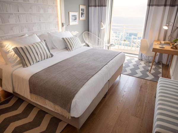 Hotel Bellevue Dubrovnik : photo 1 de la chambre chambre double supérieure avec balcon - vue sur mer
