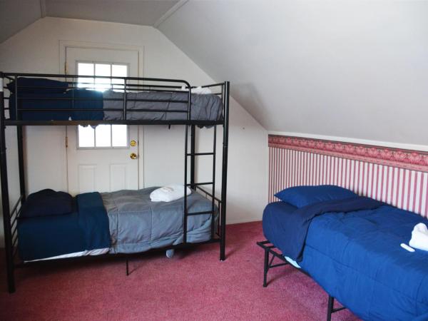 Hamtramck Hostel : photo 1 de la chambre lit dans dortoir mixte de 6 lits
