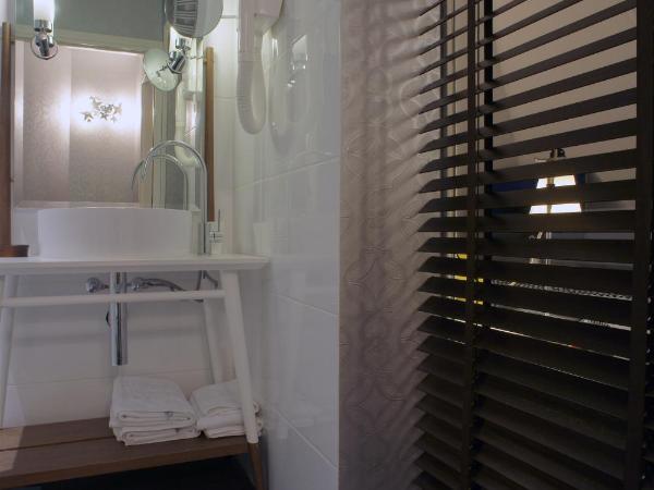 Hôtel du Triangle d'Or : photo 3 de la chambre 2 chambres doubles communicantes