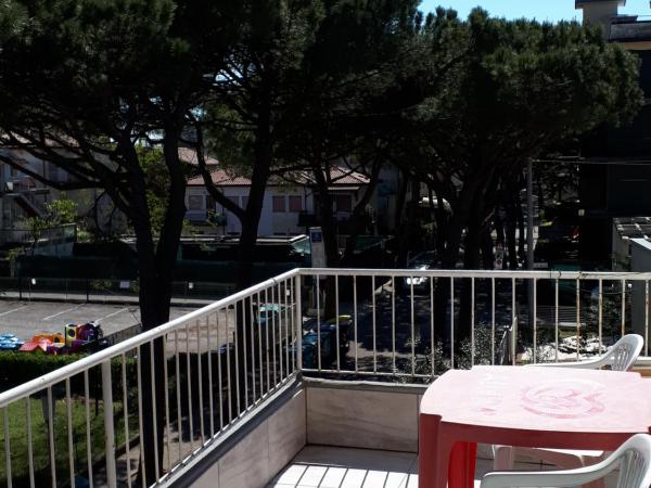 Hotel Villa Dina : photo 5 de la chambre chambre triple