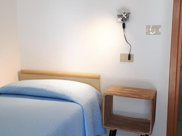 Hotel Villa Dina : photo 3 de la chambre chambre simple