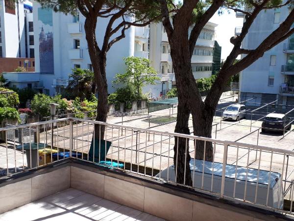 Hotel Villa Dina : photo 6 de la chambre chambre double