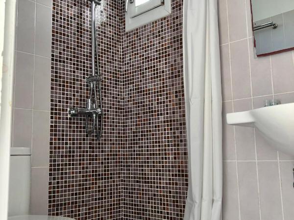 White Myth : photo 8 de la chambre chambre supérieure avec balcon - vue sur mer